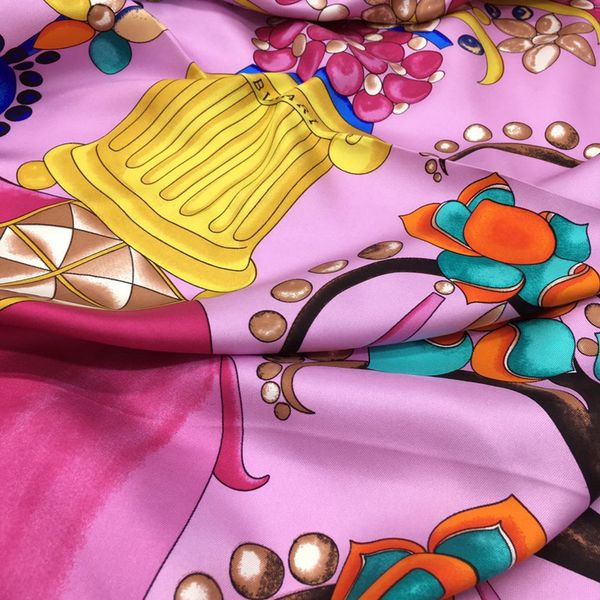 wholesale-new design size: 90cm - 90cm 100% twill silk material print pattern square scarf for women, Blue;gray
wholesale-new design size: 90cm - 90cm 100% twill silk material print pattern square scarf for women, Blue;gray