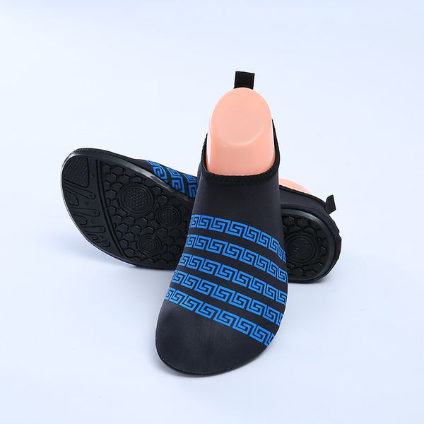 men water beach shoes women driving sports striped aqua upstream shoes for swimming pool sneakers surfing sea slippers
men water beach shoes women driving sports striped aqua upstream shoes for swimming pool sneakers surfing sea slippers