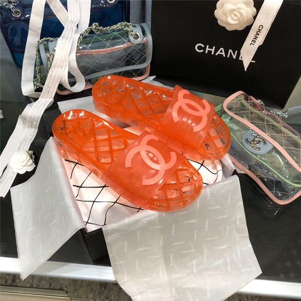 Designer Transparent Woman Slippers 19ss Spring And Summer PVC Sandals Slippers Crystal Female Shoes Sand Beach Slippers with box luxury
Designer Transparent Woman Slippers 19ss Spring And Summer PVC Sandals Slippers Crystal Female Shoes Sand Beach Slippers with box luxury