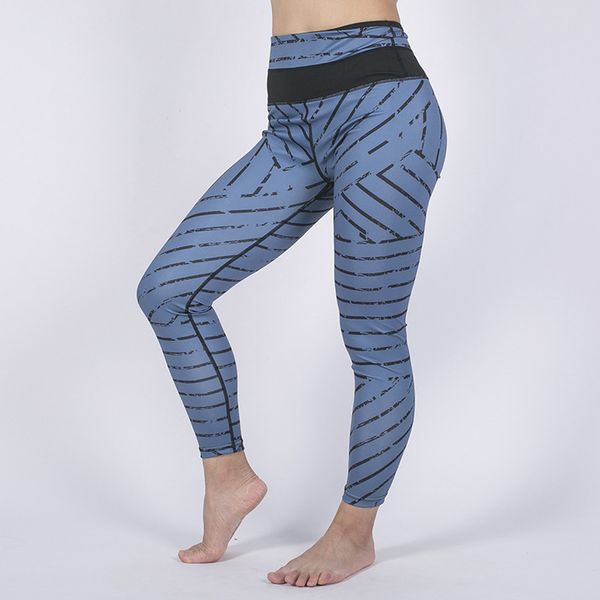 2019 spring summer new women's digital printing stitching fitness running yoga puls size nine-minute pants for women streetwear, White;red
2019 spring summer new women's digital printing stitching fitness running yoga puls size nine-minute pants for women streetwear, White;red