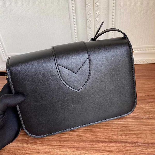 2020 new luxury women's bag single shoulder slant across bright color women's handbag leather luxury designer mini square bag
2020 new luxury women's bag single shoulder slant across bright color women's handbag leather luxury designer mini square bag