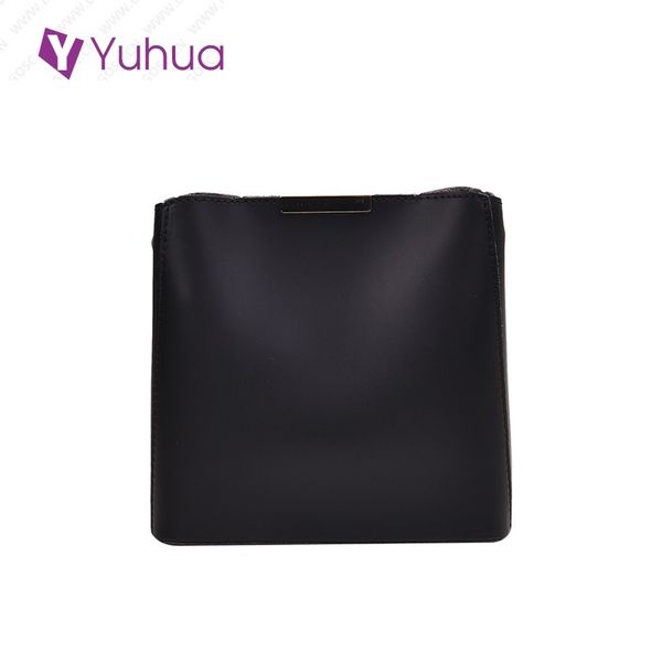 yuhua, 2020 new fashion casual handbags, simple korean version messenger bag, vintage woman bucket bag, trend women shoulder bag
yuhua, 2020 new fashion casual handbags, simple korean version messenger bag, vintage woman bucket bag, trend women shoulder bag