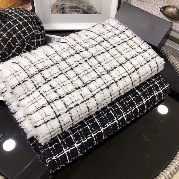 plaid scarf women 2019 black fashion warm women scarves winter cashmere scarf wrap shawl blanket scarf foulard femme, Blue;gray
plaid scarf women 2019 black fashion warm women scarves winter cashmere scarf wrap shawl blanket scarf foulard femme, Blue;gray