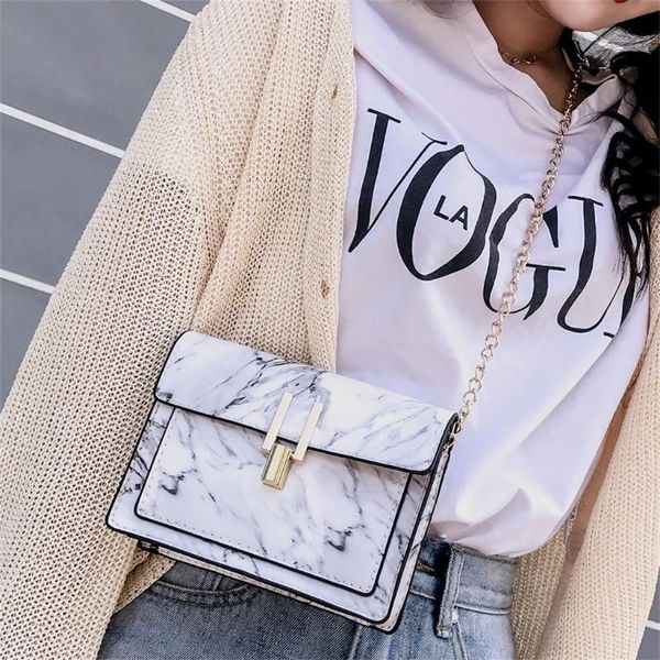 20# british fashion simple small square bag women's handbag 2020 high-quality leather chain mobile phone shoulder bags
20# british fashion simple small square bag women's handbag 2020 high-quality leather chain mobile phone shoulder bags