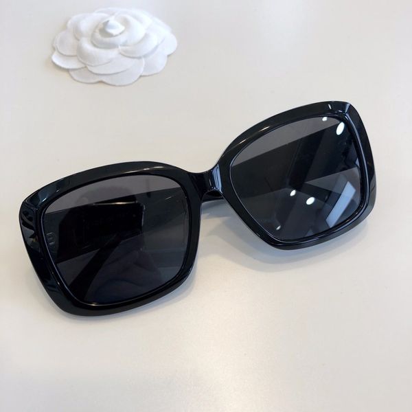 new 6403 mens sunglasses men sun glasses women sunglasses fashion style protects eyes gafas de sol lunettes de soleil with box, White;black
new 6403 mens sunglasses men sun glasses women sunglasses fashion style protects eyes gafas de sol lunettes de soleil with box, White;black