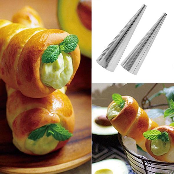 5pcs cream horn moulds stainless steel baking cones spiral baked croissants tubes horn pastry roll cake mold kitchen accessories
5pcs cream horn moulds stainless steel baking cones spiral baked croissants tubes horn pastry roll cake mold kitchen accessories