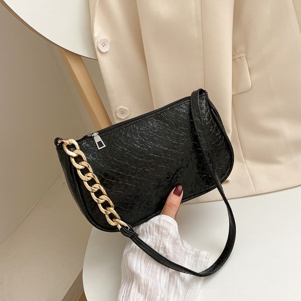 летняя мода кожа pu лепестковые сумки для женщин 2020 solid color designer shoulder bag sac a главного femme цепь дама сумки
летняя мода кожа pu лепестковые сумки для женщин 2020 solid color designer shoulder bag sac a главного femme цепь дама сумки
