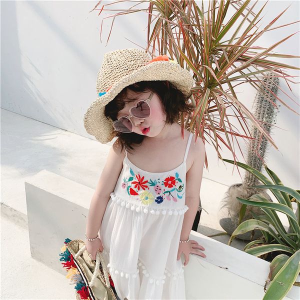 kids Girl designer clothes Dress Summer Flower Embroidery Suspender Design Lolita Dress Princess Girl Clothing Dress
kids Girl designer clothes Dress Summer Flower Embroidery Suspender Design Lolita Dress Princess Girl Clothing Dress