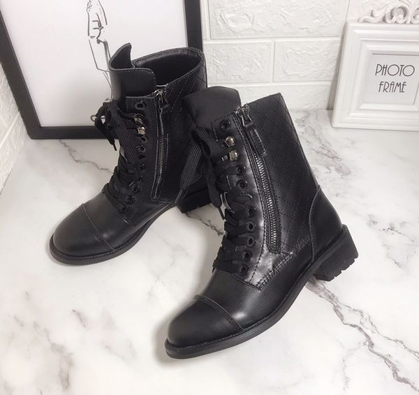 роскошные дизайнерские женские туфли ankle boots на шнуровке с принтом из кожи и усиленной подошвы модные классические женские knight boots, Black
роскошные дизайнерские женские туфли ankle boots на шнуровке с принтом из кожи и усиленной подошвы модные классические женские knight boots, Black