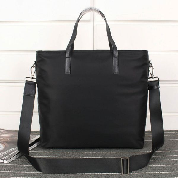 fashion handbag mens shoulder bag men crossbody bag flow briefcase line classic computer bag bags
fashion handbag mens shoulder bag men crossbody bag flow briefcase line classic computer bag bags