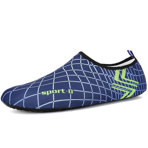 water shoes woman summer upstream aqua shoes men beach sandals quick dry seaside slippers swimming diving socks tenis masculino
water shoes woman summer upstream aqua shoes men beach sandals quick dry seaside slippers swimming diving socks tenis masculino