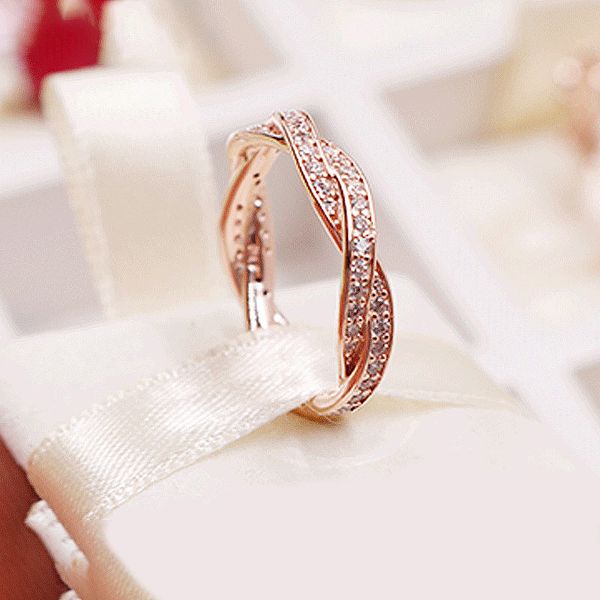 popular wrap micro plating 18k rose gold ring woman high archives diamond ring both row drill ring, Silver
popular wrap micro plating 18k rose gold ring woman high archives diamond ring both row drill ring, Silver