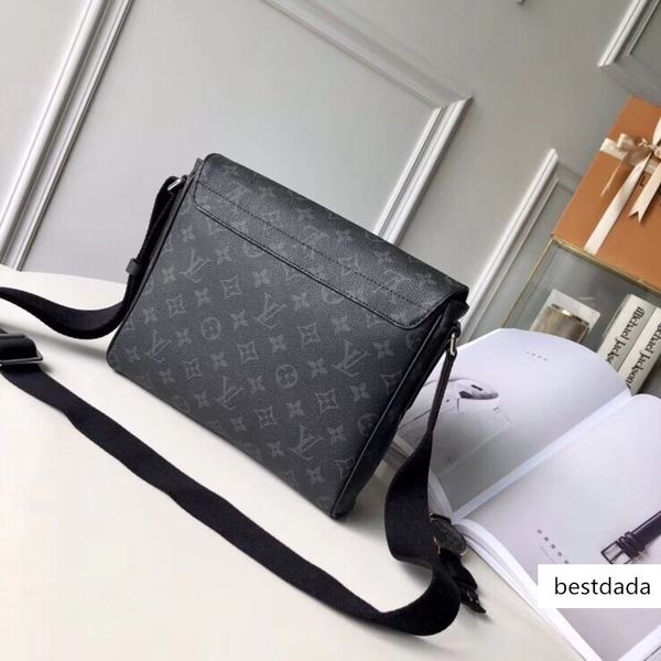 messenger bag men bag classic fashion style various colors the choice for going out, size: 25*22*8 cm, l026 of freight
messenger bag men bag classic fashion style various colors the choice for going out, size: 25*22*8 cm, l026 of freight