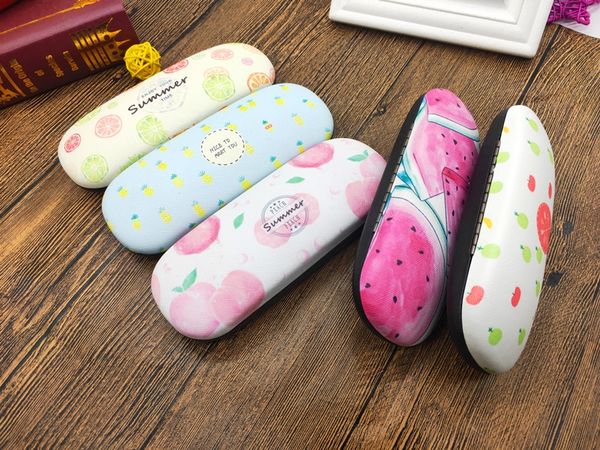 big shuttle spray painting fruit middle letter pattern glasses box anti-pressure optics glasses box myopia myopia
big shuttle spray painting fruit middle letter pattern glasses box anti-pressure optics glasses box myopia myopia