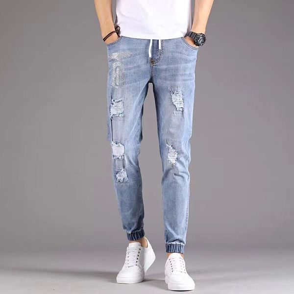 2020 summer thin men's jeans korean version of the trend of self-cultivation small feet elastic casual hole fashion long pants, Blue
2020 summer thin men's jeans korean version of the trend of self-cultivation small feet elastic casual hole fashion long pants, Blue