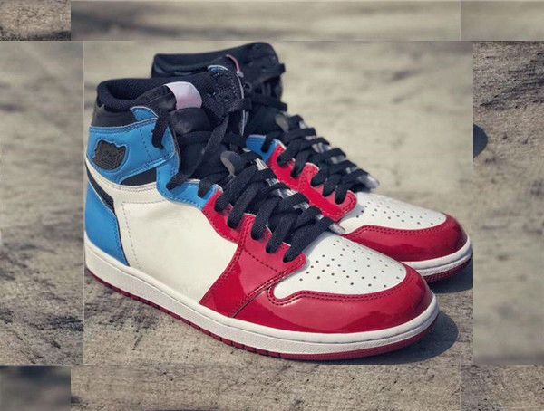 2019 brand 1 high og fearless man basketball shoes sports sneakers unc chicago sports sneakers (without box
2019 brand 1 high og fearless man basketball shoes sports sneakers unc chicago sports sneakers (without box