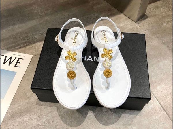 2020 fashion design slippers rhinestone summer women's flip-flops indoor outdoor beach brand new buckle lady's shoes sandals, Black
2020 fashion design slippers rhinestone summer women's flip-flops indoor outdoor beach brand new buckle lady's shoes sandals, Black