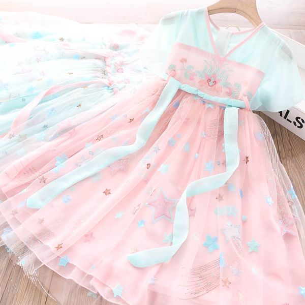 2020 summer girls chinese style embroidery five-pointed star dress wholesale, Red;yellow
2020 summer girls chinese style embroidery five-pointed star dress wholesale, Red;yellow