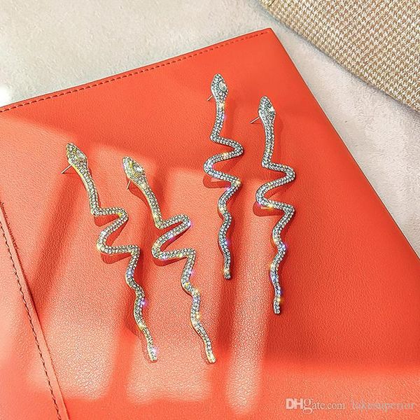 женщины rhinestone змея серьги стержня bling bling кристалл животных змеи длинные серьги золото серебро мода ювелирные аксессуары, Golden;silver
женщины rhinestone змея серьги стержня bling bling кристалл животных змеи длинные серьги золото серебро мода ювелирные аксессуары, Golden;silver