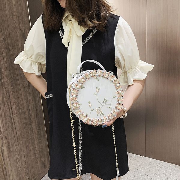 korean version of pu leather soft and comfortable ladies handbag lace leather round bag simple fashion messenger shoulder bag
korean version of pu leather soft and comfortable ladies handbag lace leather round bag simple fashion messenger shoulder bag