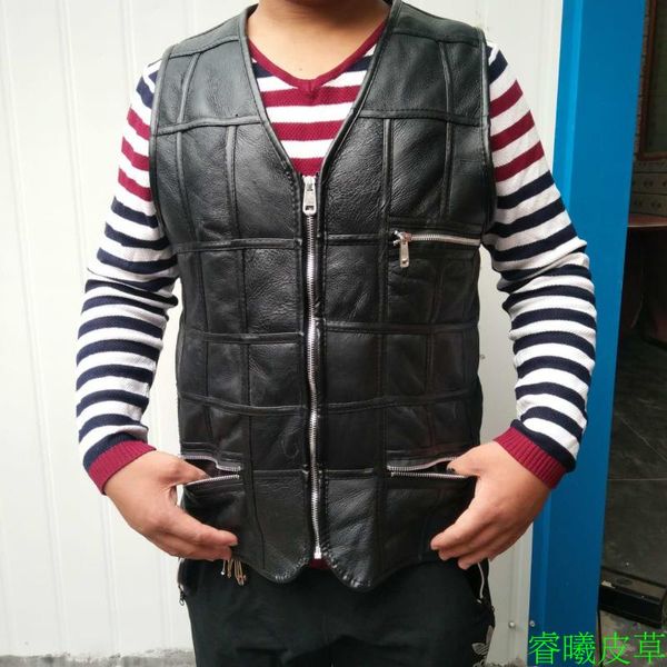 middle-aged and old real sheep sheared fur vest short style spring autumn winter men's thick warm cotton waistcoat, Black
middle-aged and old real sheep sheared fur vest short style spring autumn winter men's thick warm cotton waistcoat, Black