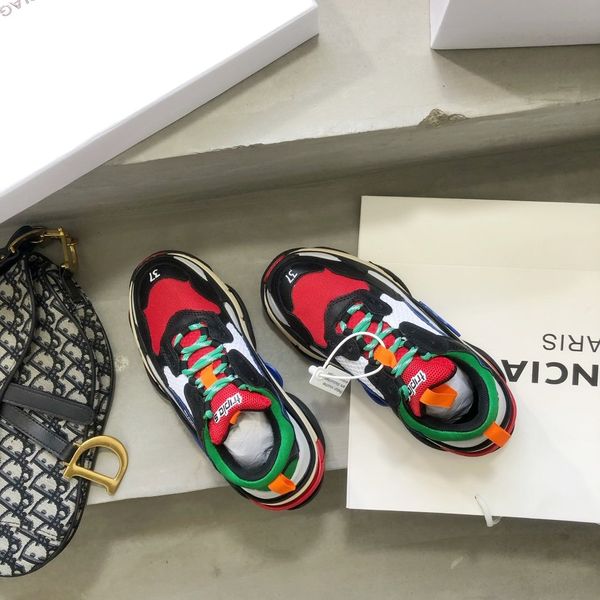 2020 new rp couple air cushion platform shoes men casual sports ladies casual platform sports shoes
2020 new rp couple air cushion platform shoes men casual sports ladies casual platform sports shoes