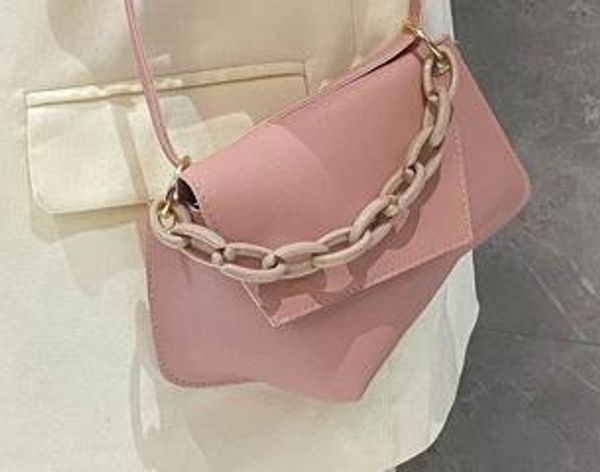 popular texture designer small bag female 2020 new arrival wave wild ins cute chain crossbody shoulder bag
popular texture designer small bag female 2020 new arrival wave wild ins cute chain crossbody shoulder bag