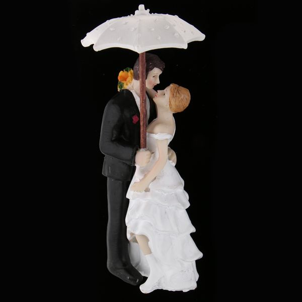 romantic wedding resin groom bride umbrella couple figurine cake decoration
romantic wedding resin groom bride umbrella couple figurine cake decoration