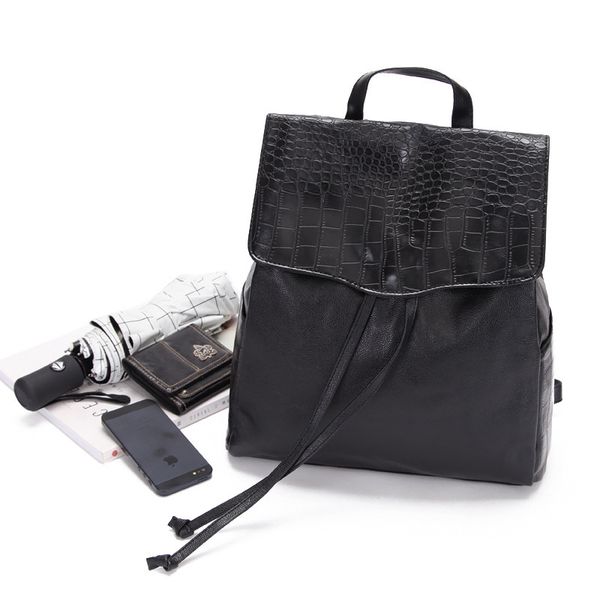 2020 new korean women's backpack fashion trend bag simple casual large capacity backpack ladies
2020 new korean women's backpack fashion trend bag simple casual large capacity backpack ladies