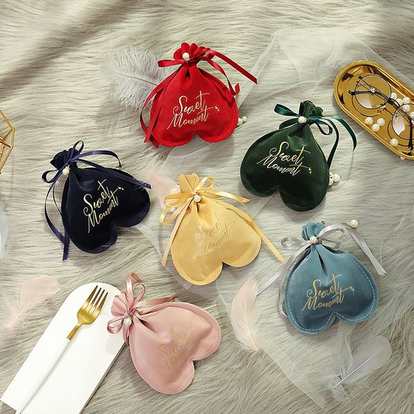 6 colors heart-shaped velvet candy bag gift bag party favors wedding favors and gifts candy box party supplies 5pcs
6 colors heart-shaped velvet candy bag gift bag party favors wedding favors and gifts candy box party supplies 5pcs