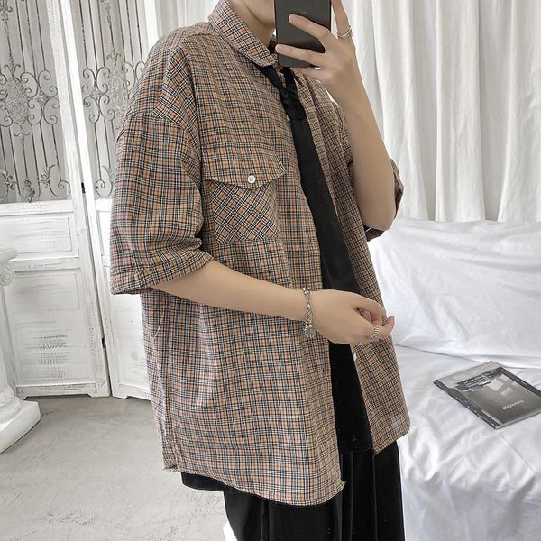men's casual shirts short-sleeved shirt 2021 spring and summer handsome comfortable plaid young fashion, White;black
men's casual shirts short-sleeved shirt 2021 spring and summer handsome comfortable plaid young fashion, White;black