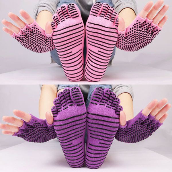 cotton yoga gloves socks fitness yoga accessories for women five toe socks professional non slip pilates gloves set, White;red
cotton yoga gloves socks fitness yoga accessories for women five toe socks professional non slip pilates gloves set, White;red