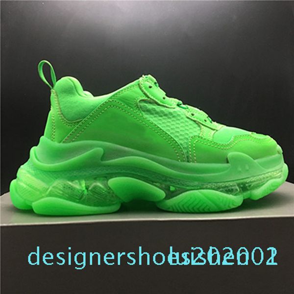 with box 2020 mens and womens casual shoes triple s clear sole white black green brand designer trainers 36-45 d01
with box 2020 mens and womens casual shoes triple s clear sole white black green brand designer trainers 36-45 d01