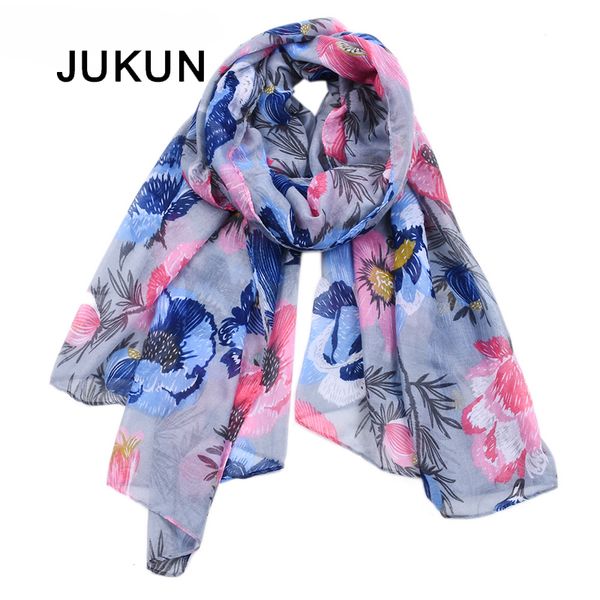 2018 summer neck scarf women fashion euro design classical printed long silk scarves big shawl soft foulard
2018 summer neck scarf women fashion euro design classical printed long silk scarves big shawl soft foulard