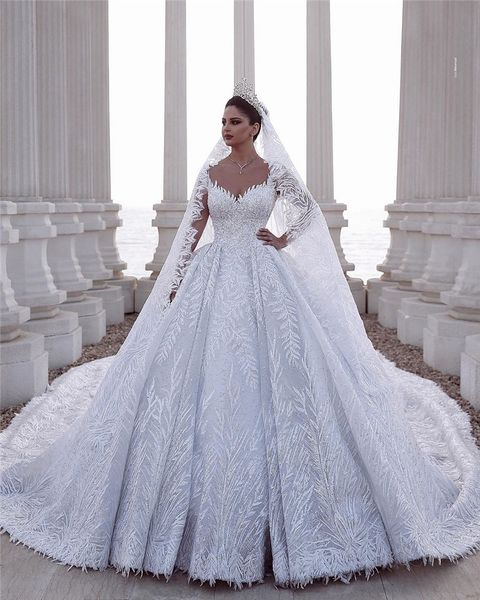 2019 luxury long sleeves lace appliqued ball gown wedding dress vintgae crystal beaded saudi arabic dubai plus size bridal gown cph031, White
2019 luxury long sleeves lace appliqued ball gown wedding dress vintgae crystal beaded saudi arabic dubai plus size bridal gown cph031, White