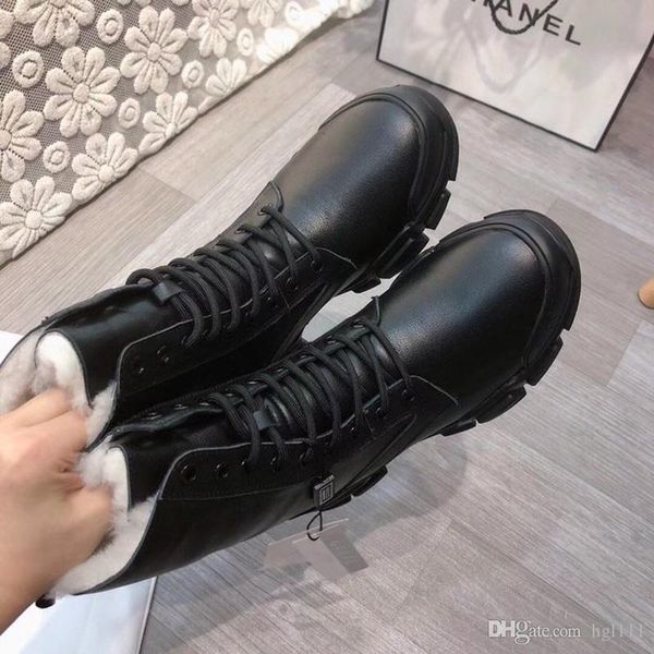 winter new martin boots snow boots women plus velvet leather wool short boots british wind with flat shoes cotton shoes waterproof
winter new martin boots snow boots women plus velvet leather wool short boots british wind with flat shoes cotton shoes waterproof