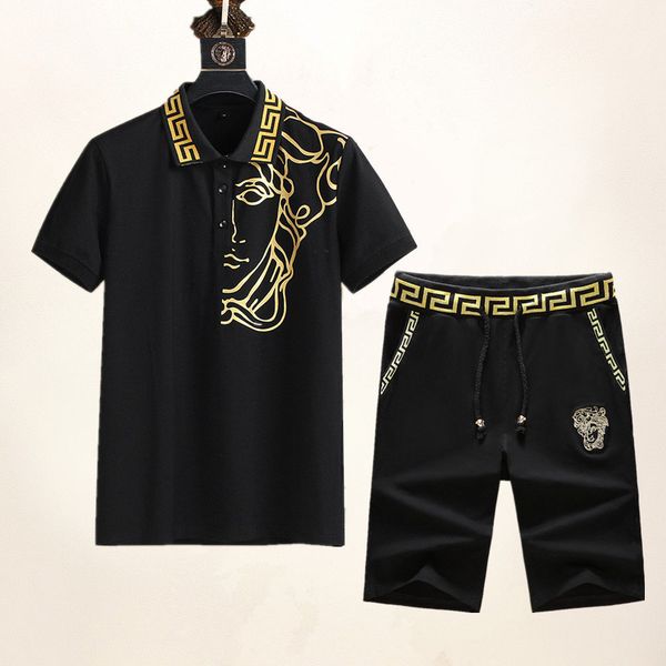 2020 mens tracksuit fashion designer t-shirt +pants 2 piece sets color brand medusa men s designer sweat suits, Gray
2020 mens tracksuit fashion designer t-shirt +pants 2 piece sets color brand medusa men s designer sweat suits, Gray