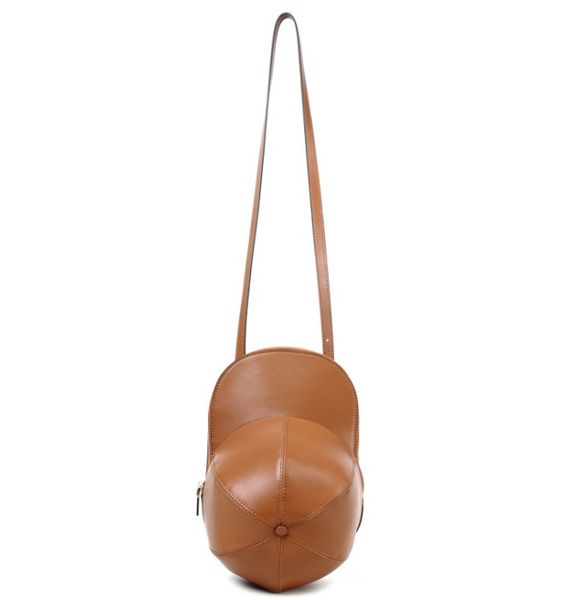 famous designer womens hat handbag new letter shoulder bag genuine leather messenger saddle bag
famous designer womens hat handbag new letter shoulder bag genuine leather messenger saddle bag