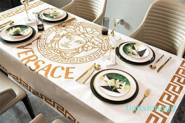 fashionnew геометрических узоры скатерть новый п белая богиня глава v письмо luxury design скатерть 4 размера горячей продажа мода скатерть
fashionnew геометрических узоры скатерть новый п белая богиня глава v письмо luxury design скатерть 4 размера горячей продажа мода скатерть
