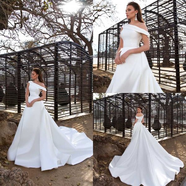 2020 crystal design white satin wedding dresses off shoulder sweep train beach bridal gowns custom made a-line bohemian wedding dress
2020 crystal design white satin wedding dresses off shoulder sweep train beach bridal gowns custom made a-line bohemian wedding dress