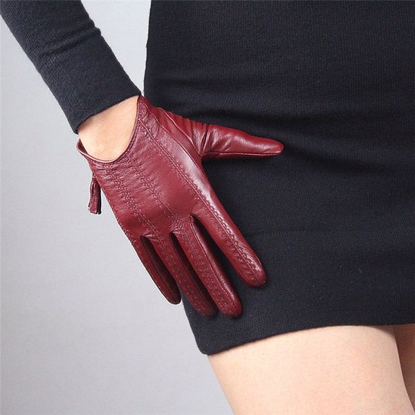 touchscreen gloves genuine leather imported goatskin tassel zipper short style women gloves female fashion driving mittens tb08, Blue;gray
touchscreen gloves genuine leather imported goatskin tassel zipper short style women gloves female fashion driving mittens tb08, Blue;gray
