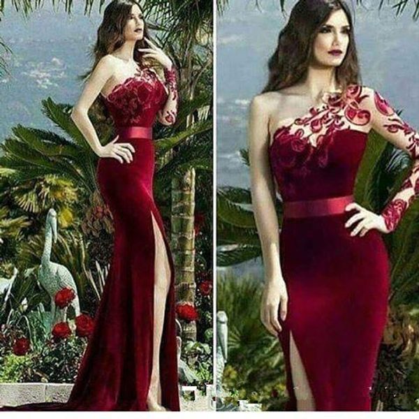 burgundy velvet 2021 arabic вечерние платья одно плечо кружева с длинным рукавом платья выпускного вечера высокого разделить формальное парт, Black;red
burgundy velvet 2021 arabic вечерние платья одно плечо кружева с длинным рукавом платья выпускного вечера высокого разделить формальное парт, Black;red
