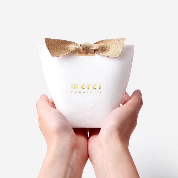 20pcs/lot diy white merci wedding gift box birthday cookies box happy party sweet dessert decoration candy small size
20pcs/lot diy white merci wedding gift box birthday cookies box happy party sweet dessert decoration candy small size