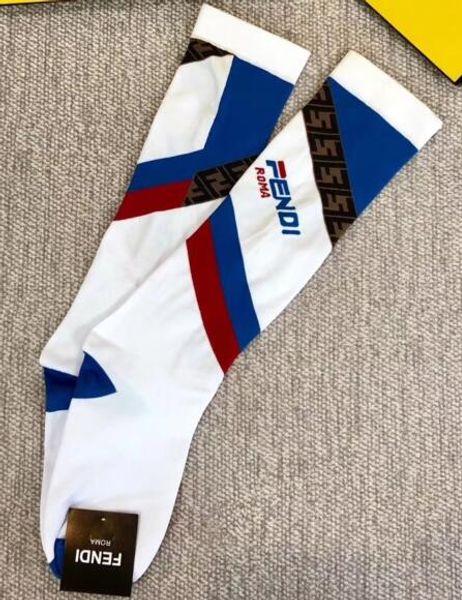 2019 Unsex spring Summer newest F socks for women men fashion sport outdoor casual street socks white black color stocking without box
2019 Unsex spring Summer newest F socks for women men fashion sport outdoor casual street socks white black color stocking without box