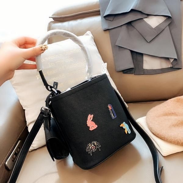 дизайнер сумки мода женщин сумка кожаные сумки на ремне crossbody сумки для женщин сумки кошелек горячая продажа
дизайнер сумки мода женщин сумка кожаные сумки на ремне crossbody сумки для женщин сумки кошелек горячая продажа