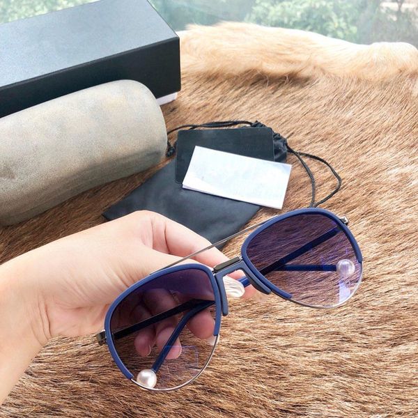 2019 round pearl metal sunglasses personality sunglasses big face thin round frame sunglasses
2019 round pearl metal sunglasses personality sunglasses big face thin round frame sunglasses