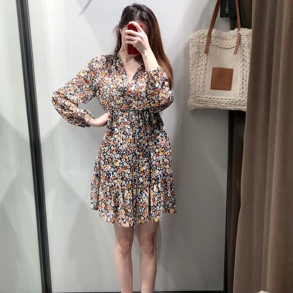 women casual summer dress flower print v-neck long-sleeved pleated dress vestidos, Black;gray
women casual summer dress flower print v-neck long-sleeved pleated dress vestidos, Black;gray