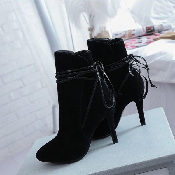 big size 9 10 11 12 boots women shoes ankle boots for women ladies shoes woman winter solid color cross binding, Black
big size 9 10 11 12 boots women shoes ankle boots for women ladies shoes woman winter solid color cross binding, Black