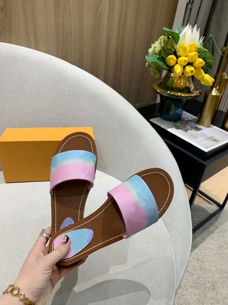 2020 women lock it flat mule women's sandals colourful mules 1a64mh women's slippers fashion casual goatskin size 35-43 with box, Black
2020 women lock it flat mule women's sandals colourful mules 1a64mh women's slippers fashion casual goatskin size 35-43 with box, Black