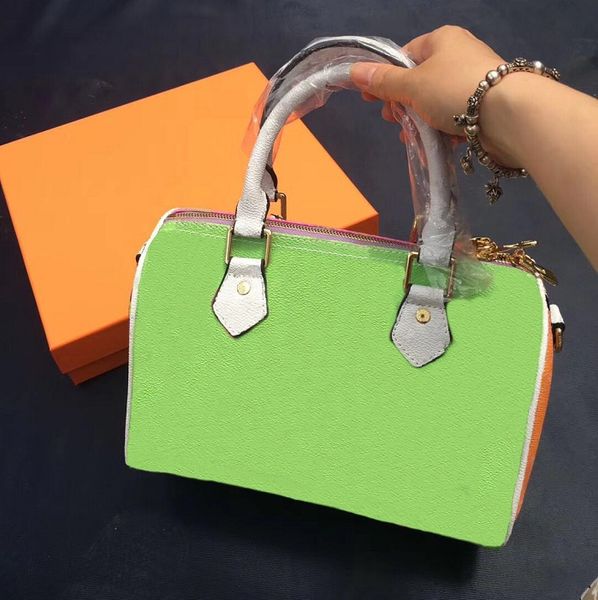 fashion design shoulder bag europe and the united states brand design color matching women's handbag
fashion design shoulder bag europe and the united states brand design color matching women's handbag